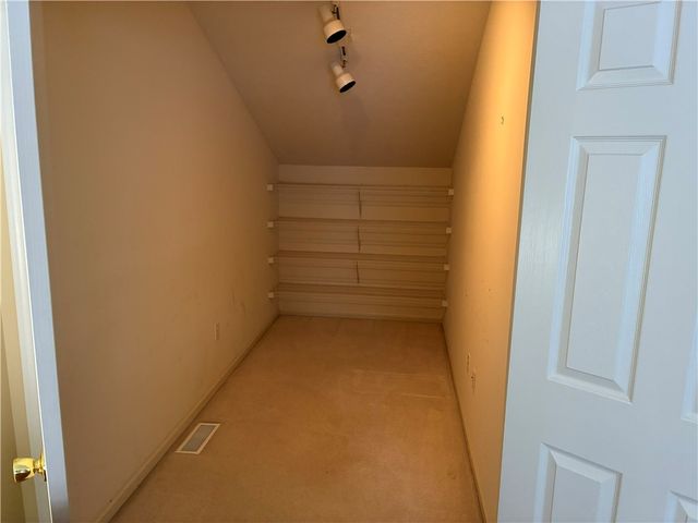 74 Amberwood Place, Greece, NY 14626