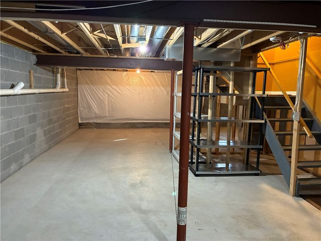 74 Amberwood Place, Greece, NY 14626