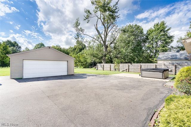 4508 Messerly Road, Canfield, OH 44406