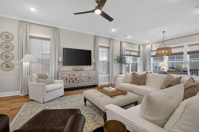 581 Marsh Cove Circle, Summerville, SC 29486