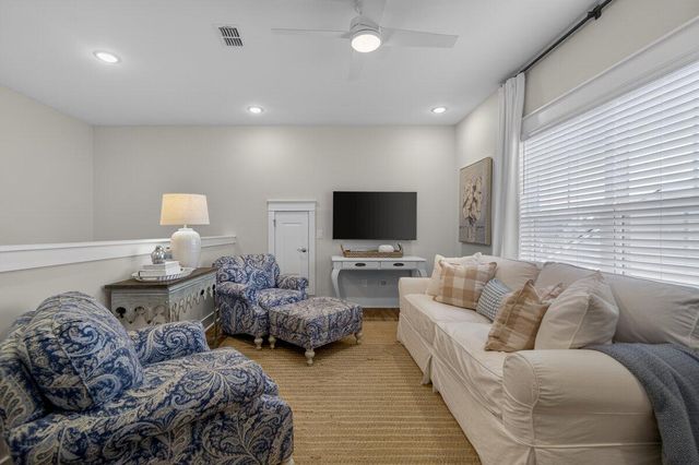581 Marsh Cove Circle, Summerville, SC 29486