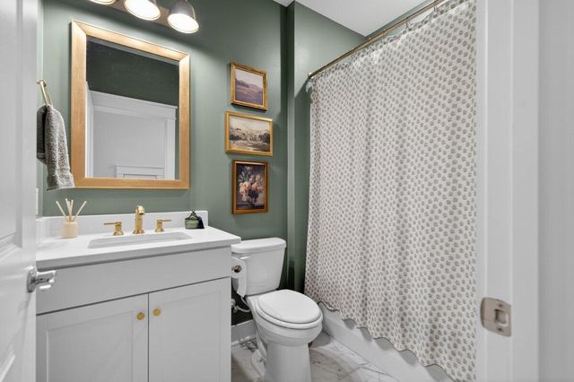 581 Marsh Cove Circle, Summerville, SC 29486