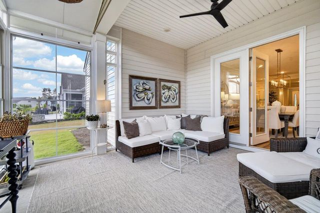 581 Marsh Cove Circle, Summerville, SC 29486