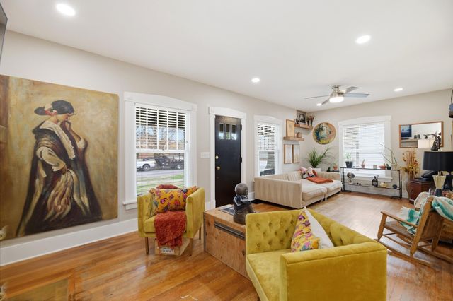 431 S Clifton Ave, Wichita, KS 67218