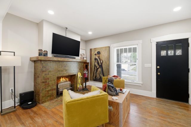 431 S Clifton Ave, Wichita, KS 67218