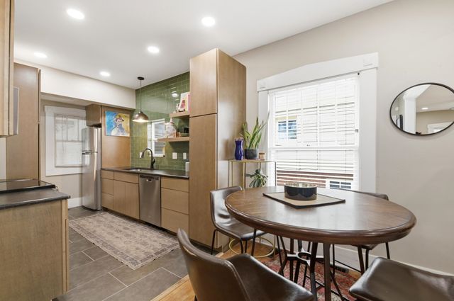 431 S Clifton Ave, Wichita, KS 67218