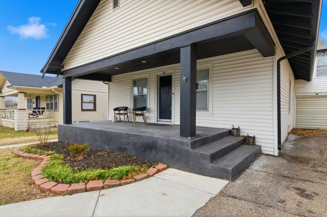 431 S Clifton Ave, Wichita, KS 67218