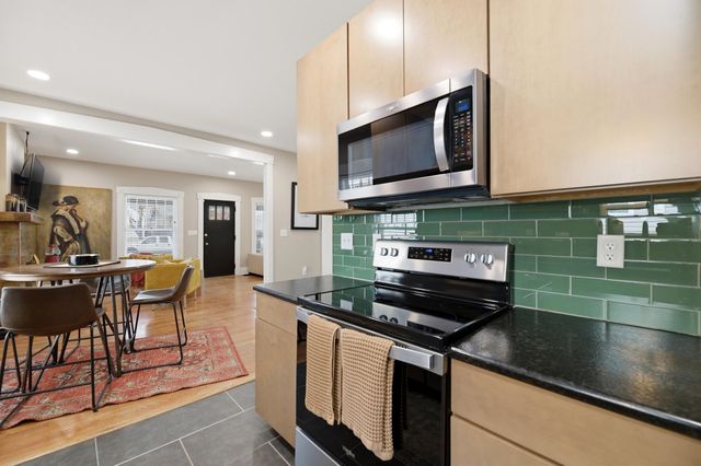 431 S Clifton Ave, Wichita, KS 67218