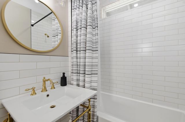 431 S Clifton Ave, Wichita, KS 67218