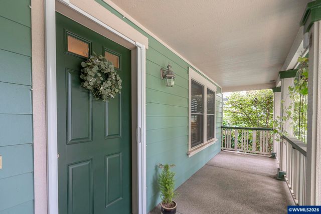 1275 Gwinn St E, Monmouth, OR 97361