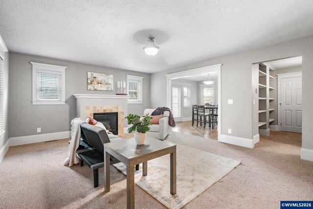 1275 Gwinn St E, Monmouth, OR 97361
