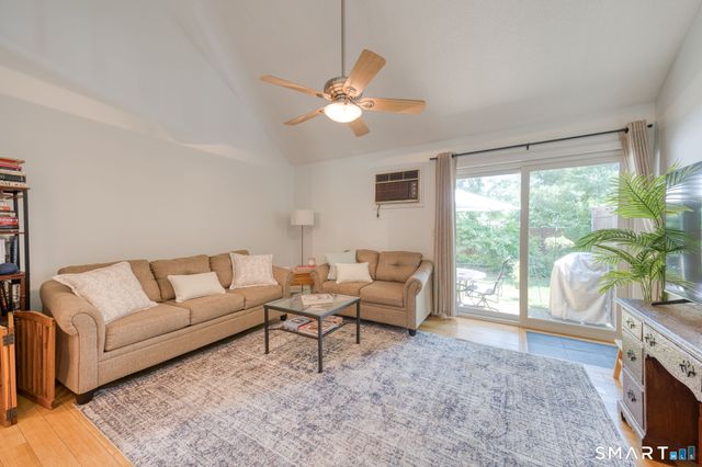268 Hartford Turnpike F3, Tolland, CT 06084