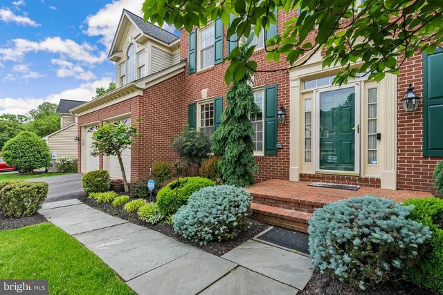 4 YELLOW PLUM CT, Rockville, MD 20850