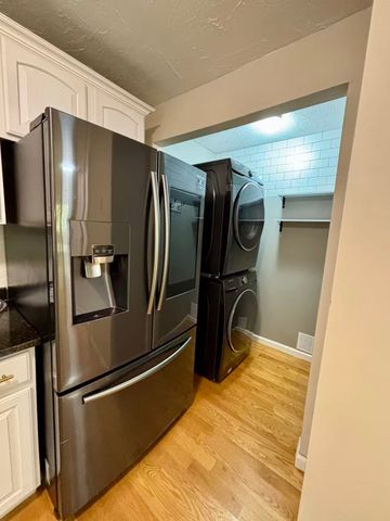 11 Yale, Hopkinton, MA 01748