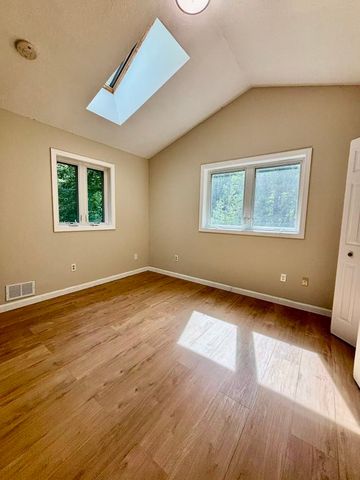 11 Yale, Hopkinton, MA 01748