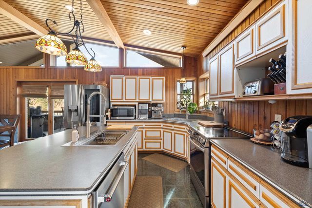 12976 BOGUS JIM ROAD, Rapid City, SD 57702