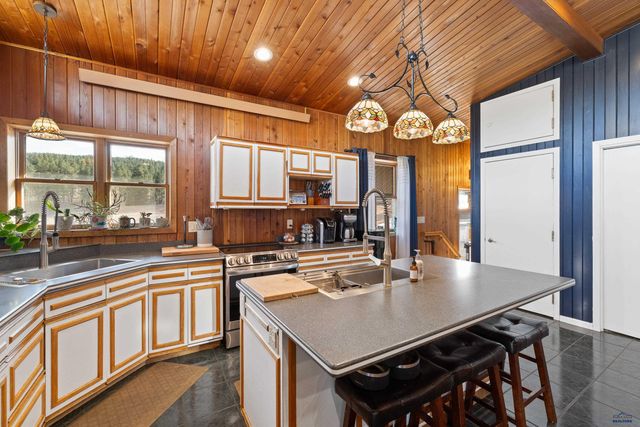 12976 BOGUS JIM ROAD, Rapid City, SD 57702