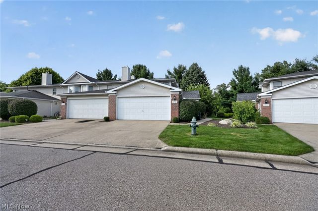 19342 Bradford Court, Strongsville, OH 44149
