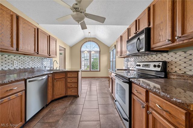 19342 Bradford Court, Strongsville, OH 44149