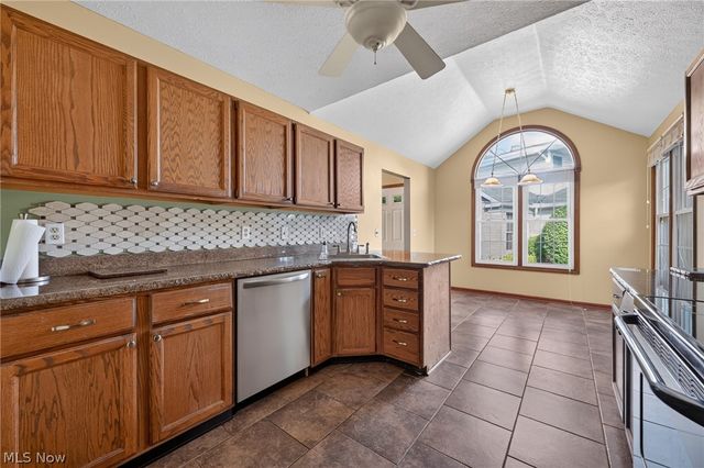 19342 Bradford Court, Strongsville, OH 44149