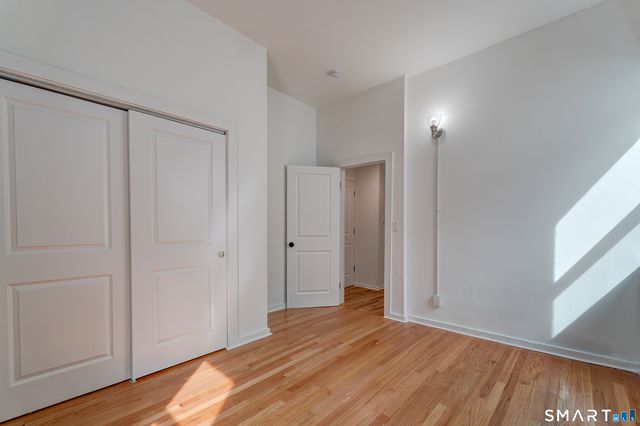 522 Elm Street, New Haven, CT 06511