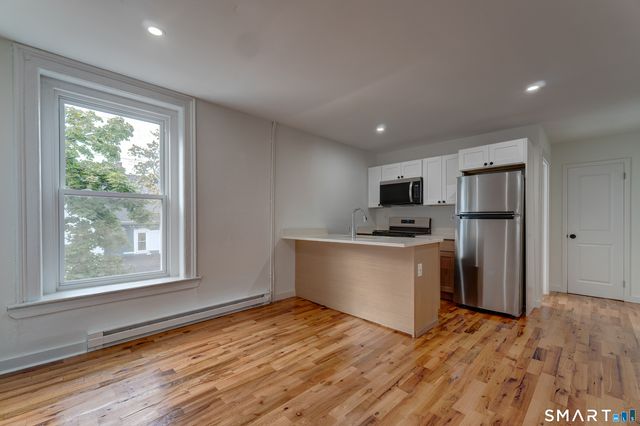 522 Elm Street, New Haven, CT 06511