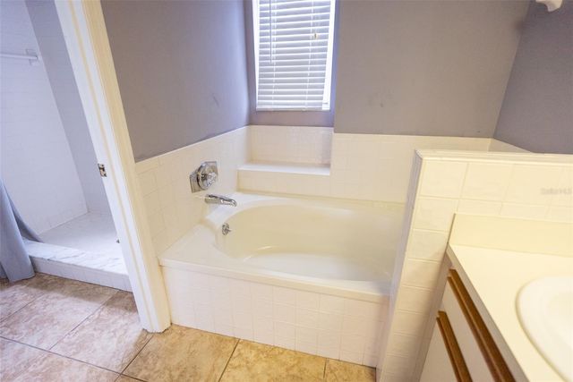 94 SAINT KITTS CIRCLE, Winter Haven, FL 33884