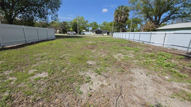 12505 FOUR OAKS ROAD, Tampa, FL 33624