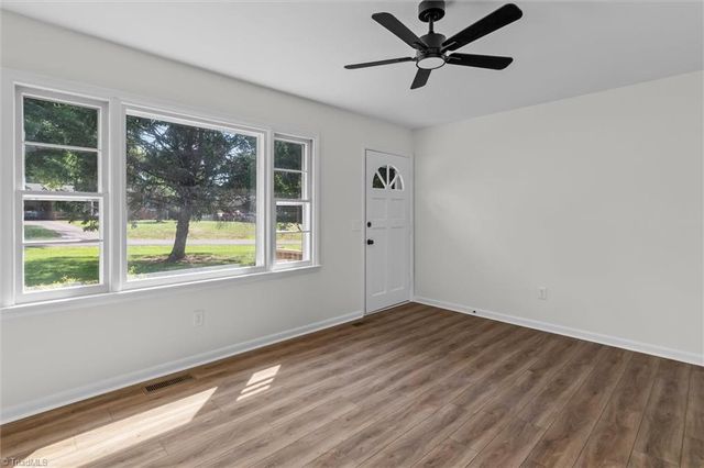113 Jenny Lane, Pilot Mountain, NC 27041