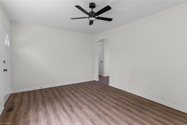 113 Jenny Lane, Pilot Mountain, NC 27041