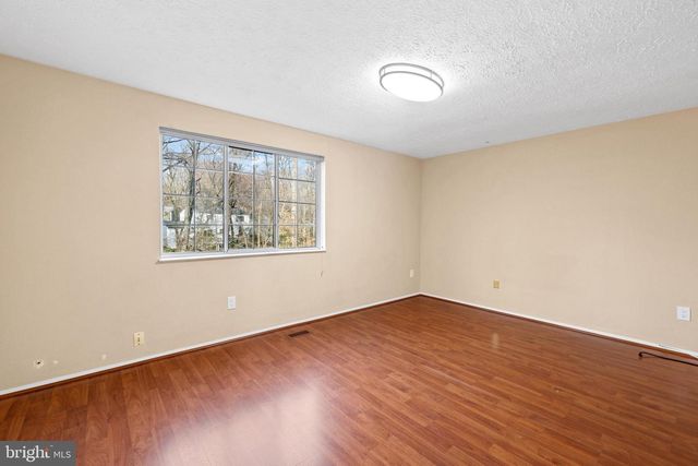 8469 RIPPLED CREEK CT, Springfield, VA 22153