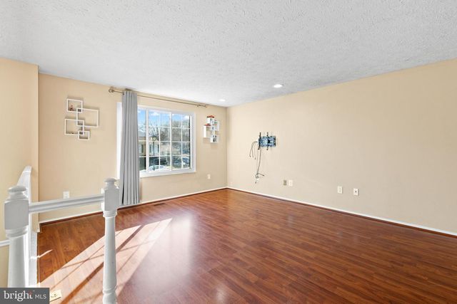 8469 RIPPLED CREEK CT, Springfield, VA 22153