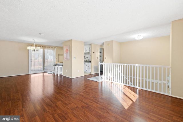 8469 RIPPLED CREEK CT, Springfield, VA 22153