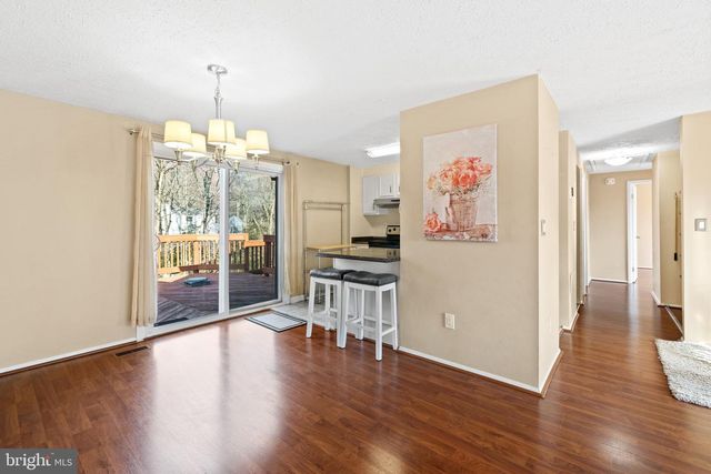 8469 RIPPLED CREEK CT, Springfield, VA 22153