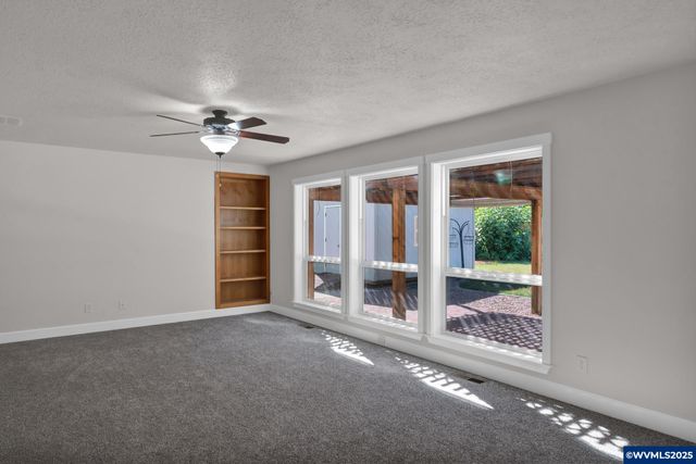 2310 Gale St NW, Albany, OR 97321