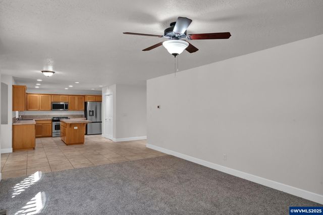 2310 Gale St NW, Albany, OR 97321