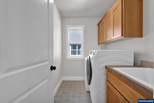 2310 Gale St NW, Albany, OR 97321