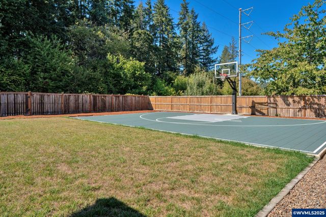 2310 Gale St NW, Albany, OR 97321