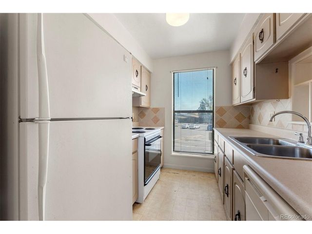 3662 S Granby Way J05, Aurora, CO 80014