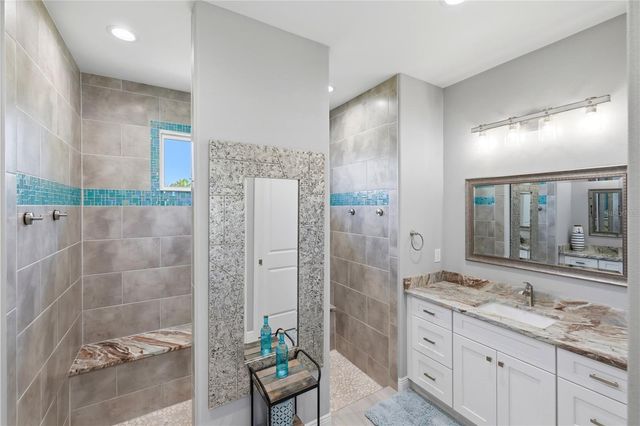 10039 KINGSVILLE DRIVE, Port Charlotte, FL 33981