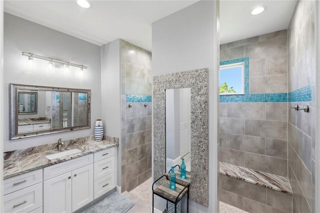 10039 KINGSVILLE DRIVE, Port Charlotte, FL 33981