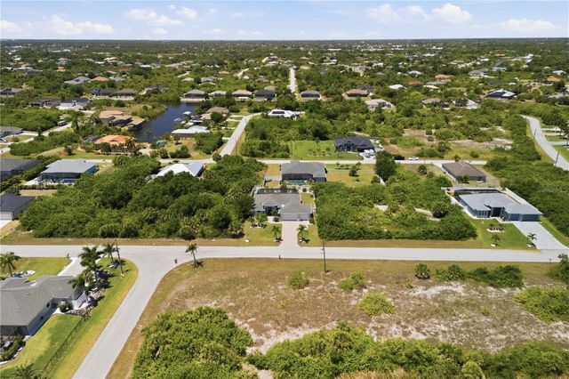 10039 KINGSVILLE DRIVE, Port Charlotte, FL 33981