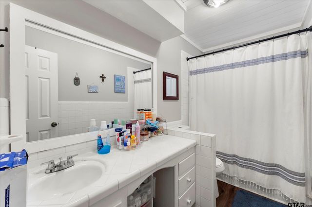 337 Daingerfield, Pittsburg, TX 75686