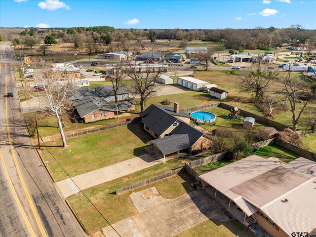 337 Daingerfield, Pittsburg, TX 75686