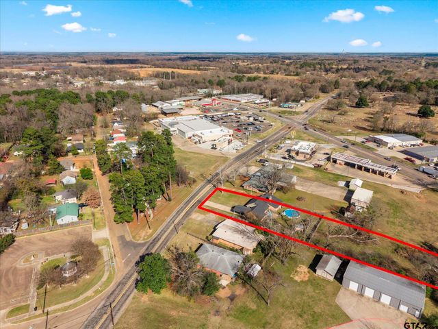 337 Daingerfield, Pittsburg, TX 75686