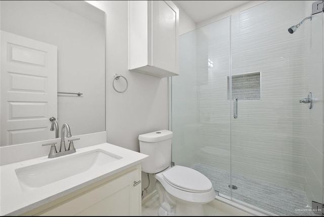 500 N Emerald Avenue, Edinburg, TX 78541