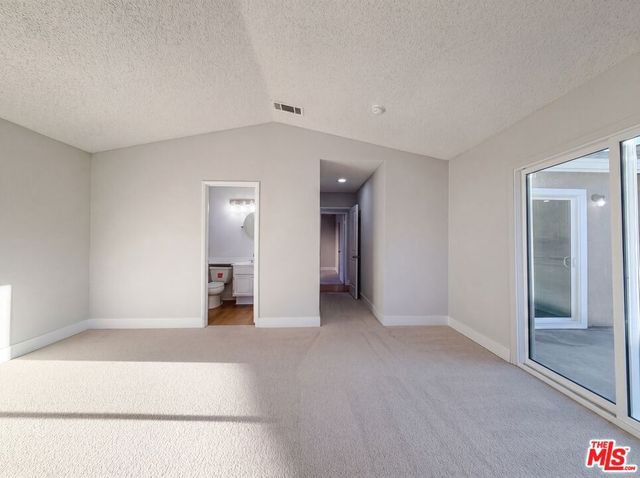 2553 E Avenue J4, Lancaster, CA 93535
