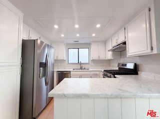 2553 E Avenue J4, Lancaster, CA 93535