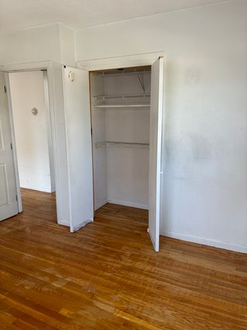 1 Melbourne Street 6, Boston, MA 02124