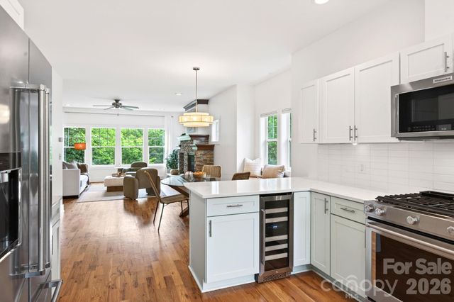 163 Sand Hill Road, Asheville, NC 28806